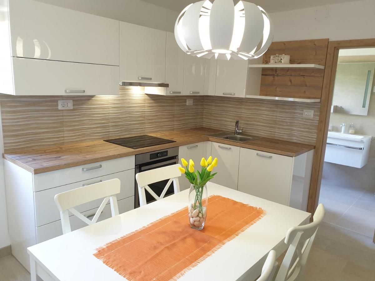 Apartments Stella Apsyrtides Osor Exterior photo